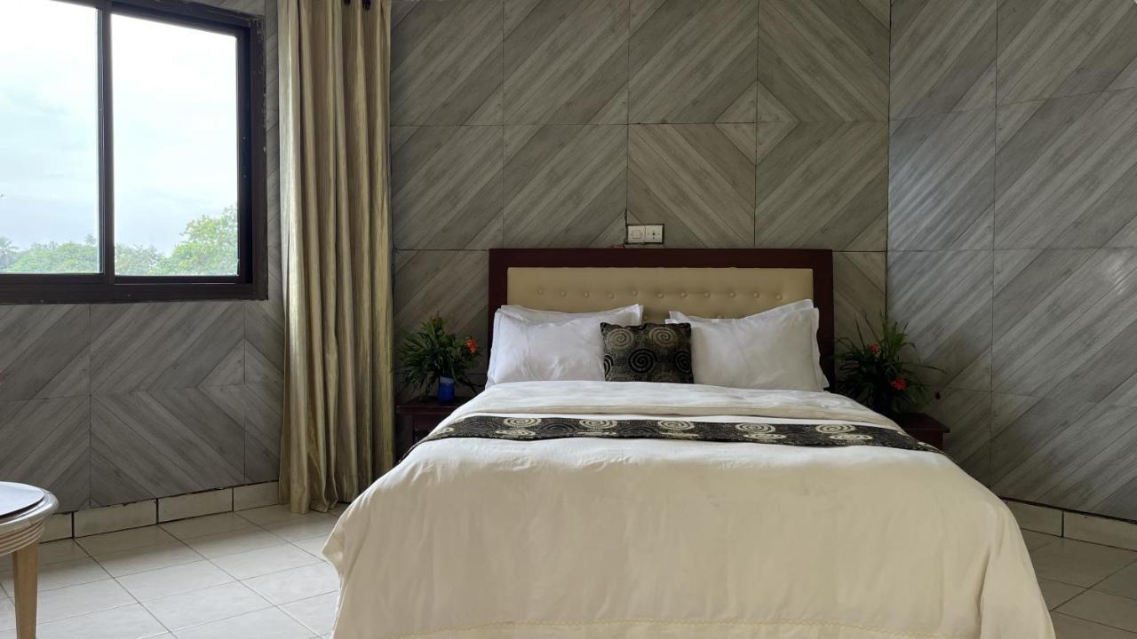 Hotel Les Polygones Kribi Luaran gambar