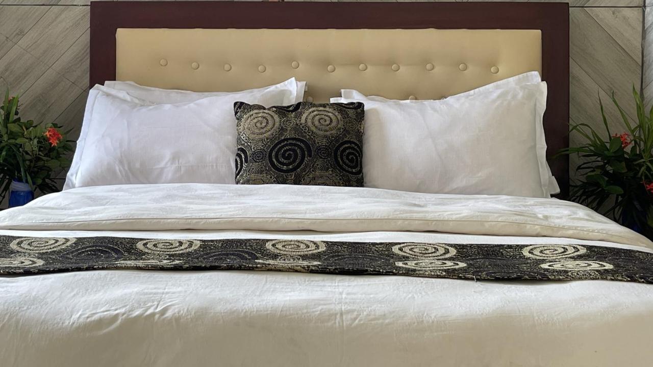 Hotel Les Polygones Kribi Luaran gambar