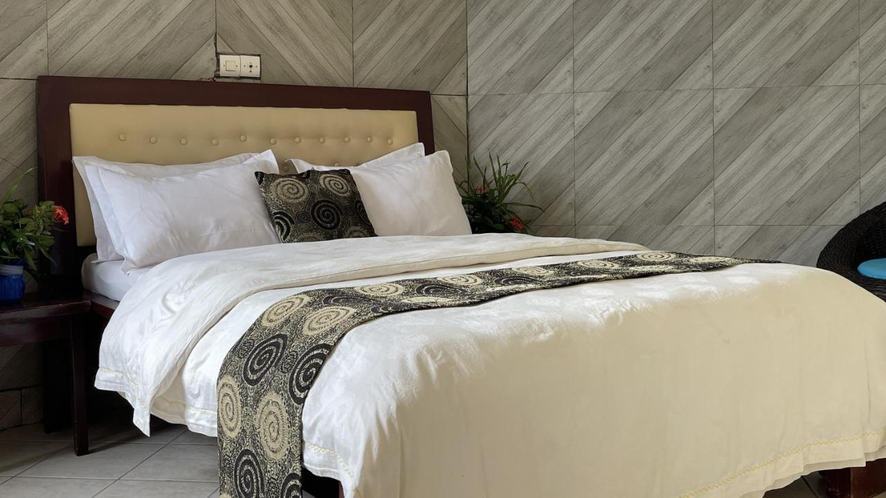 Hotel Les Polygones Kribi Luaran gambar